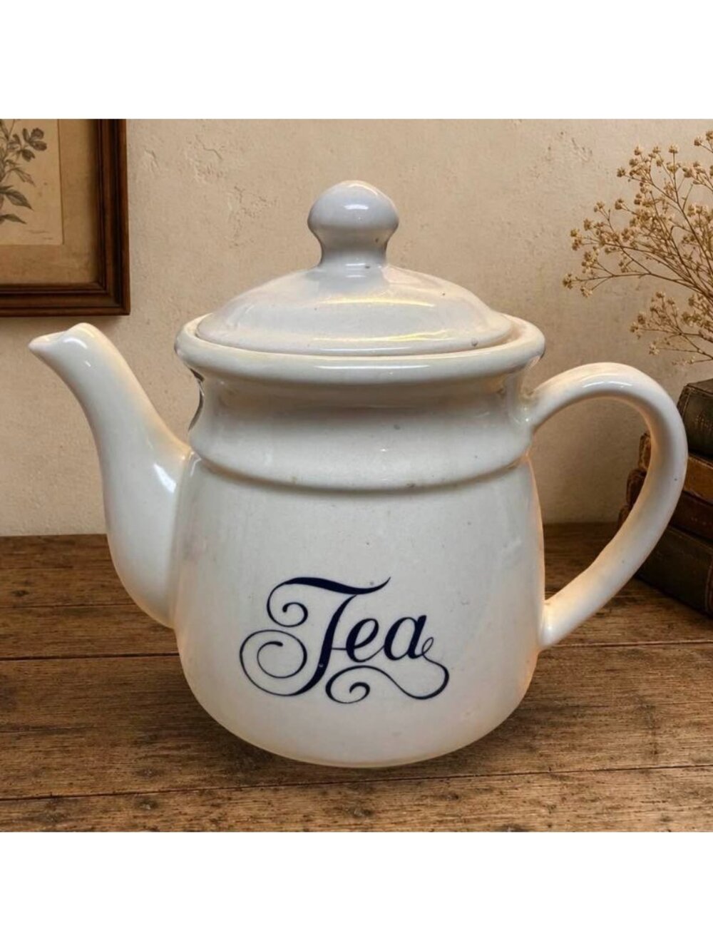 Towle Gailstyn-Sutton Ceramic Tea Pot With Lid - Vintage White & Black Design Cr